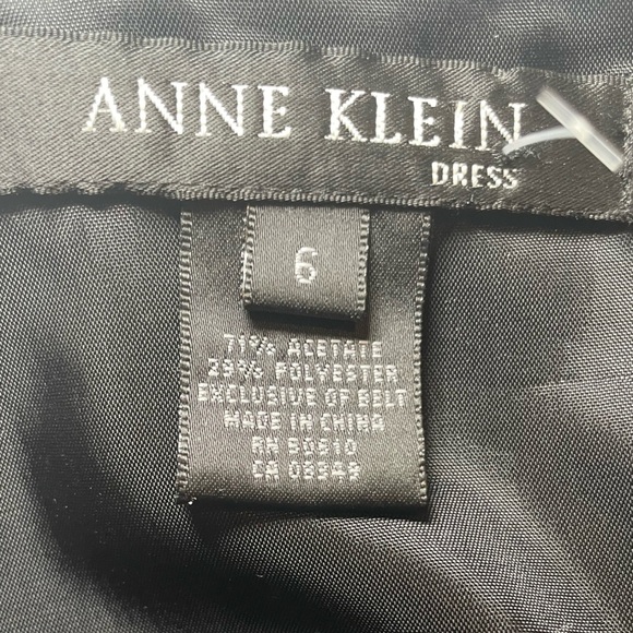 Anne Klein Black Dress with V-Neck sz 6 - Picture 4 of 4